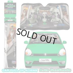 画像1: Car Full of ALIENS Auto Sunshade