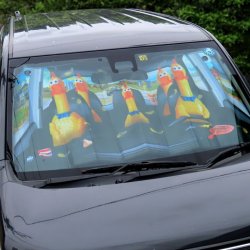 画像3: Car Full of Rubber Chickens Sunshade