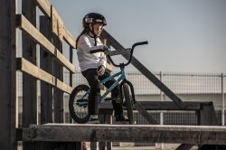 画像8: ニンジャパッズ キッズ ヒザ Sサイズ  ：プロBMXライダー 米田 大輔（ダニエル）が立ち上げたプロテクターブランド ニンジャパッズ