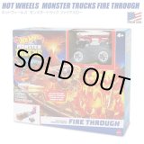 画像: Mattel Hot Wheels Monster Trucks Fire Through Playset