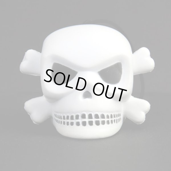 画像1: Skull Crossbones Antenna Topper