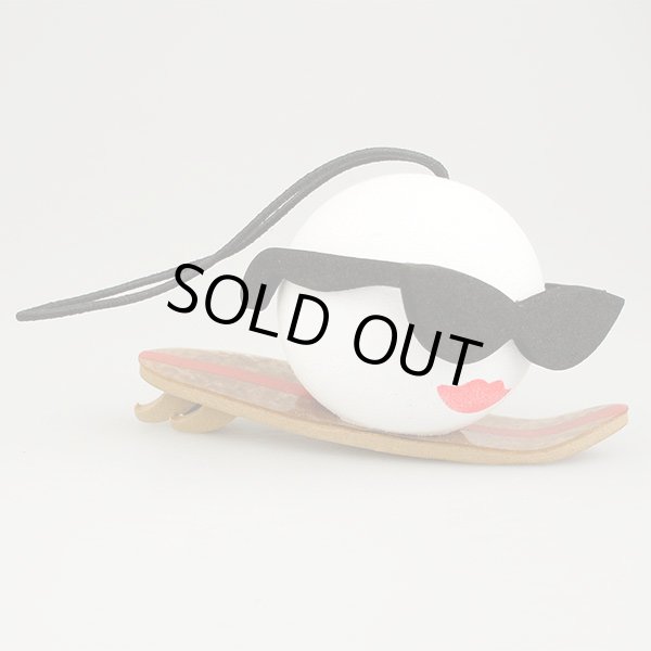 画像1: Surfing Surfer Girl Antenna Ball