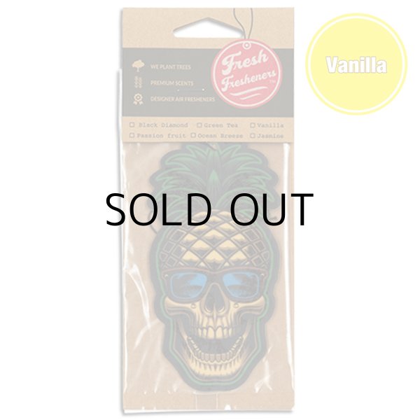 画像1: Fresh Fresheners Pineapple Skull ( Vanilla )【メール便OK】